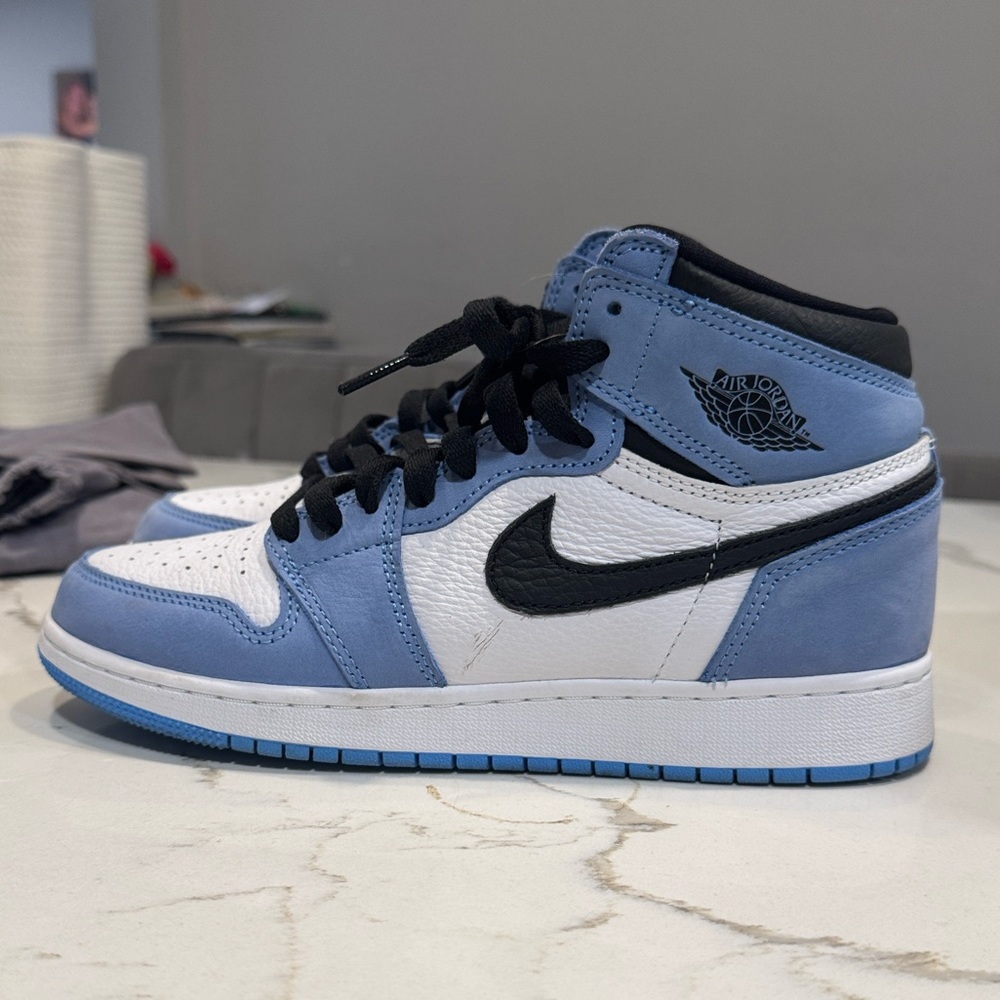 University Blue Air Jordan 1 Retro High OG YOUTH